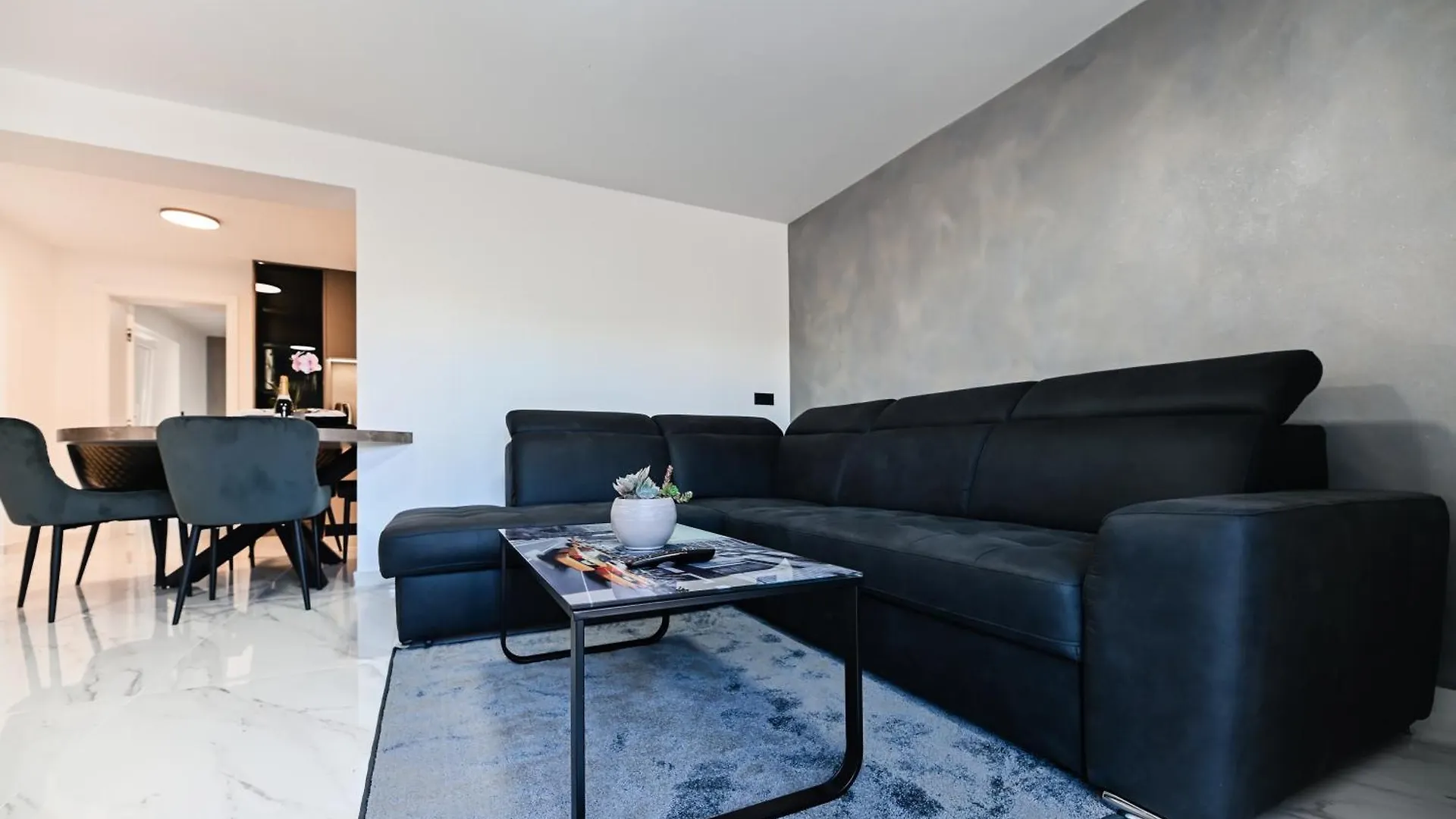 Delija Apartmans Bibinje 0*,  Κροατία